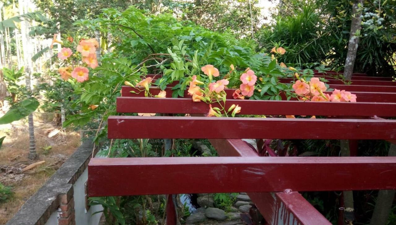 Chinese Garden Houses Apartment Pingtung Bagian luar foto