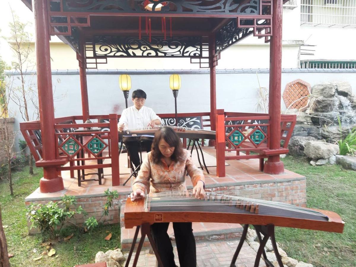 Chinese Garden Houses Apartment Pingtung Bagian luar foto